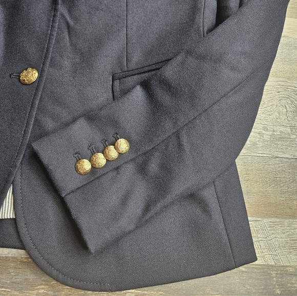J. Crew Schoolboy Blazer Navy Blue with Gold Buttons Size 2 Tall - Picture 8 of 15